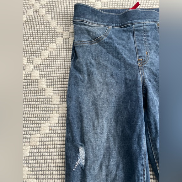 Spanx Distressed Ankle Skinny Jeans (Medium Wash) - Picture 12 of 12